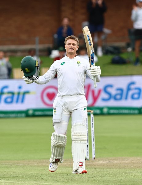 Watch: Ryan Rickelton bring up his second Test century