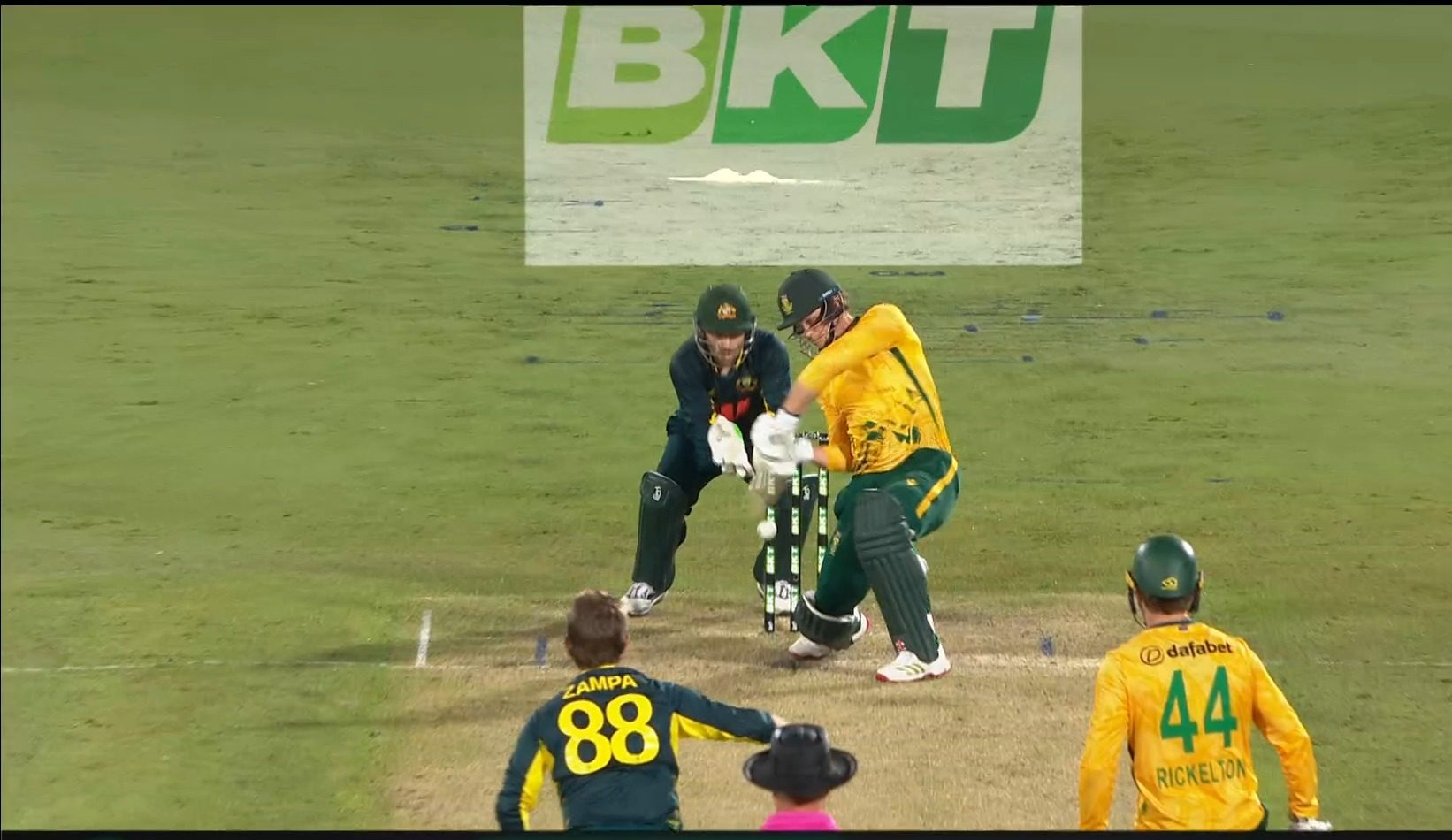 David’s Brutal Hitting Exposes South Africa’s ‘Batting Depth’ Gamble in Darwin